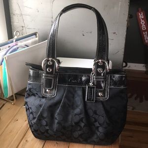 Black Large Coach Signature Bag